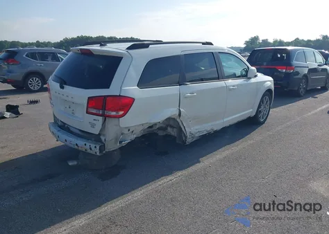 2014 Dodge Journey Sxt z USA, uszkodzony, nr VIN 3C4PDCBG2ET158333
